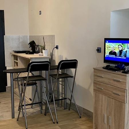 Studio A Couches Apartment Bagian luar foto
